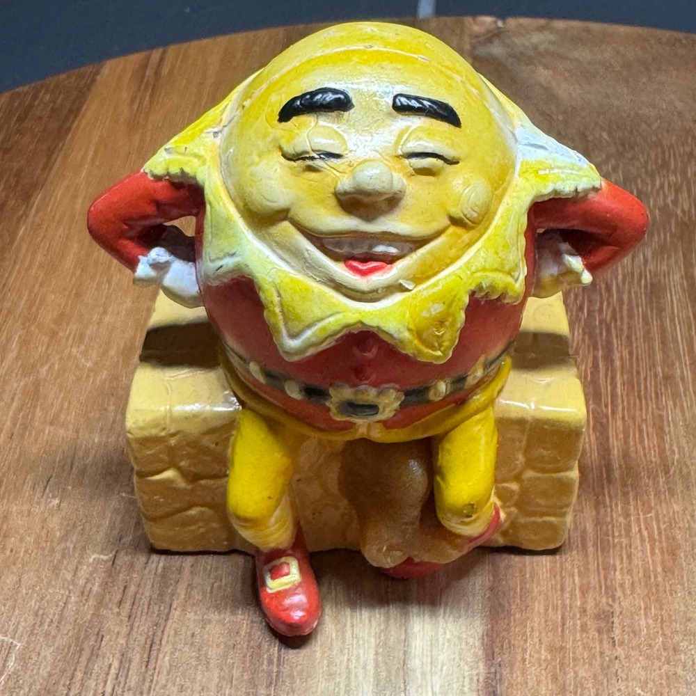 Vintage 1988 Funrise Humpty Dumpty Figurine Nursery Rhyme Toy Collectible 3 Inch